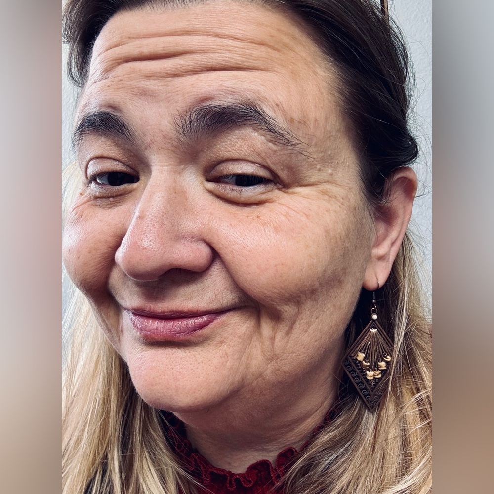 Meet your Posher, Christy